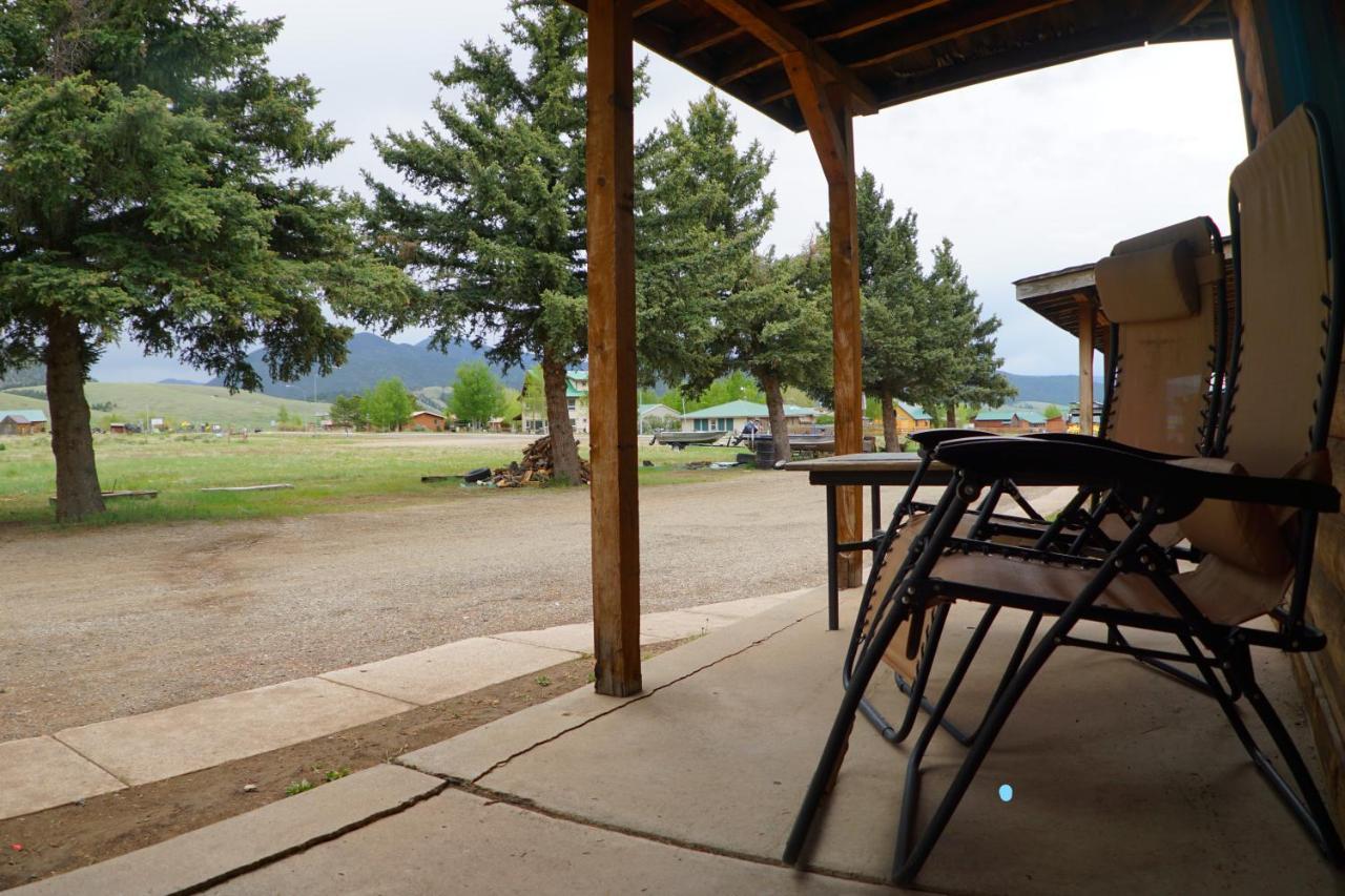 Eagle Nest Fly Shack & Lodge Buitenkant foto