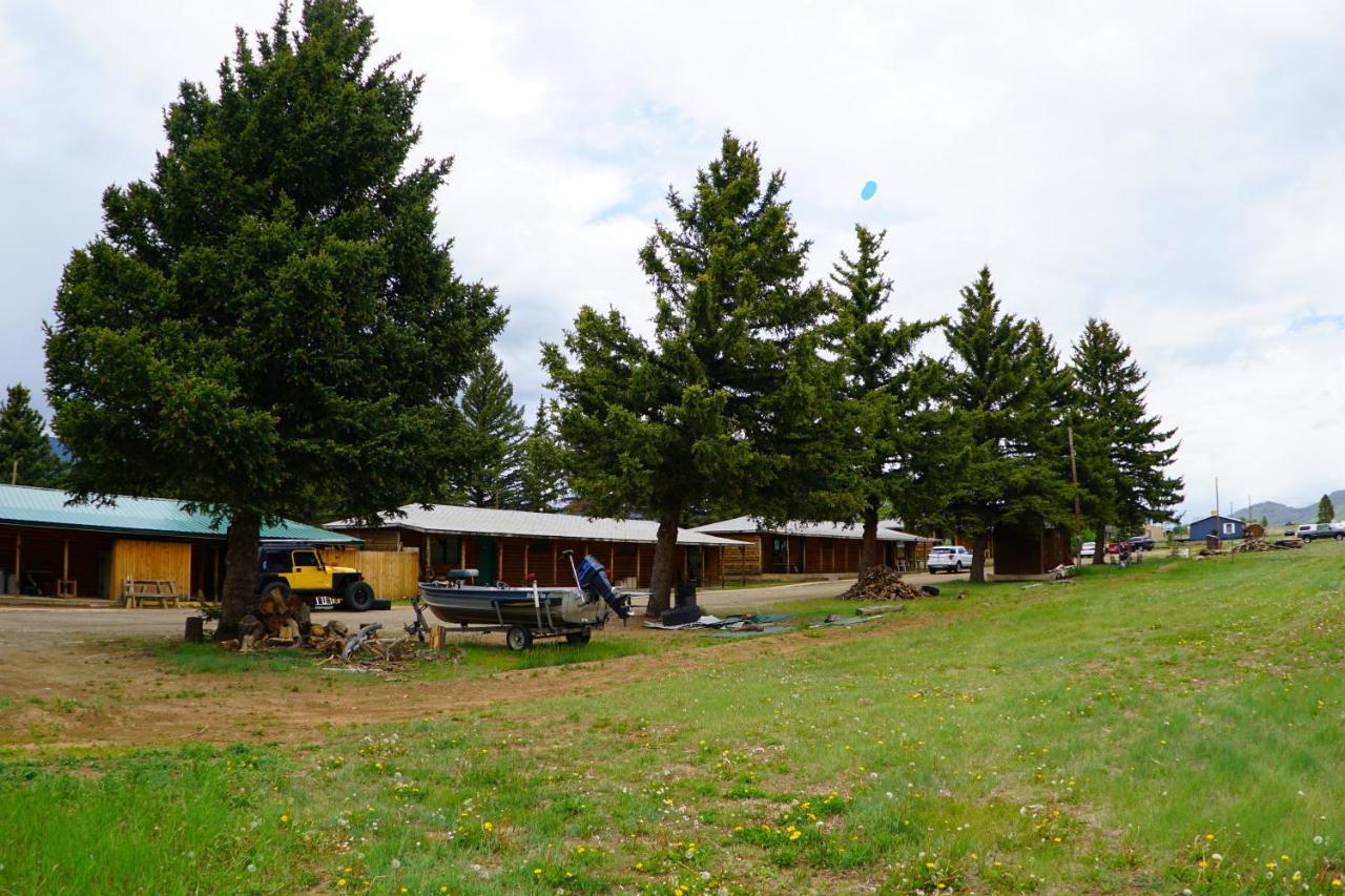 Eagle Nest Fly Shack & Lodge Buitenkant foto